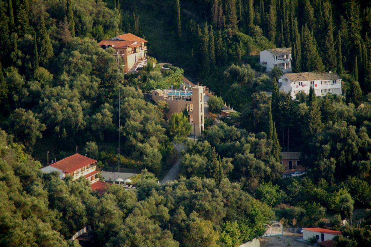 Dina'S Paradise Agios Gordios  Exteriör bild