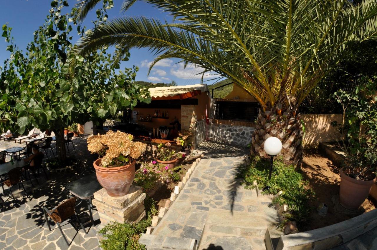 Dina'S Paradise Agios Gordios  Exteriör bild